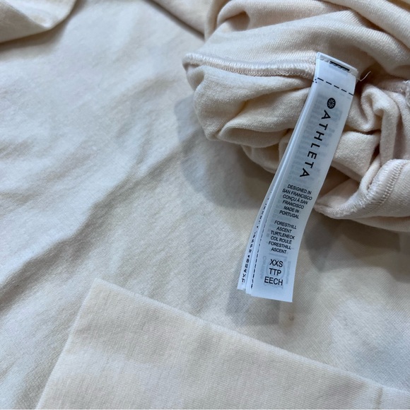 Athleta Cream Foresthill Accent Turtleneck - Picture 6 of 9